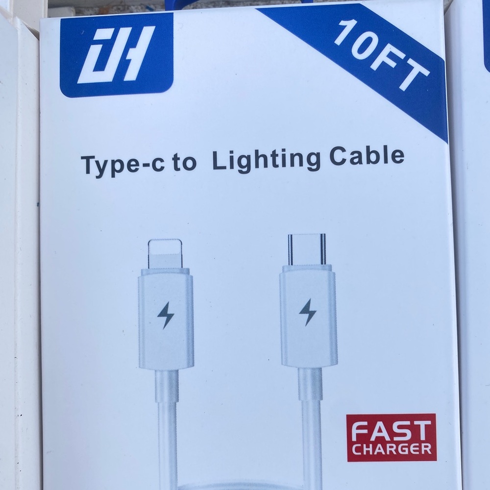 charger C to iPhone 10ft